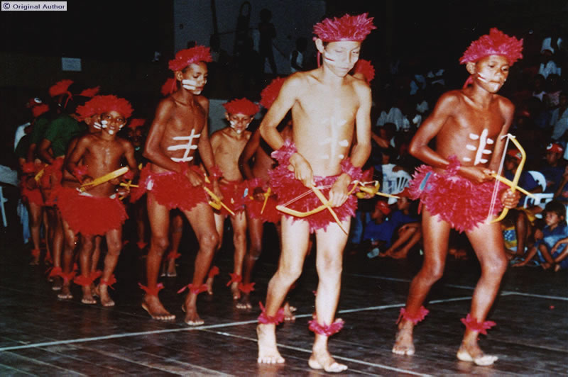 Dança nativa. <em>Congresso Estadual dos Jovens Sem-Terra</em>,  ...
