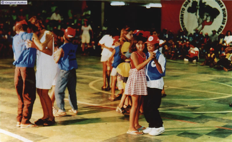 Forró. <em>Congresso Estadual dos Jovens Sem-Terra</em>, Recife,  ...