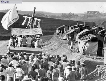 O tamanho do arquivo da próxima imagem é 
121195                 Bytes