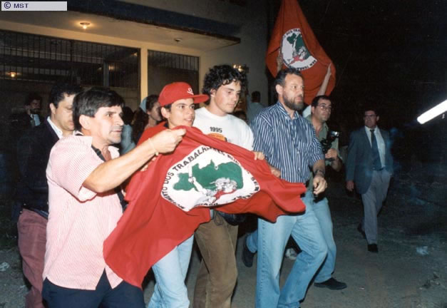 Diolinda Alves de Souza, lider do MST  no estado de São Paulo, presa  ...