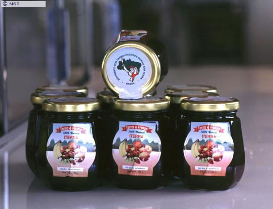 Produção de doces nos assentamentos do Paraná para exportação