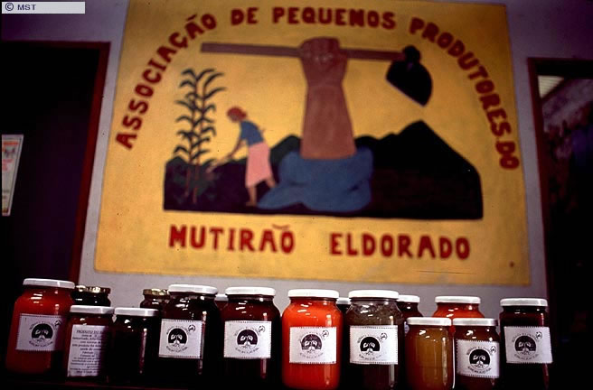 Doces e geléias produzidos pelo grupo de mulheres do Assentamento  ...