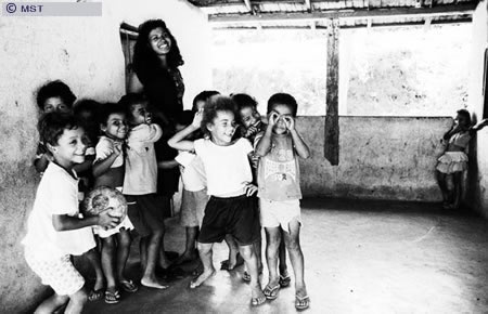 Size of next image is
64561 
                  Bytes